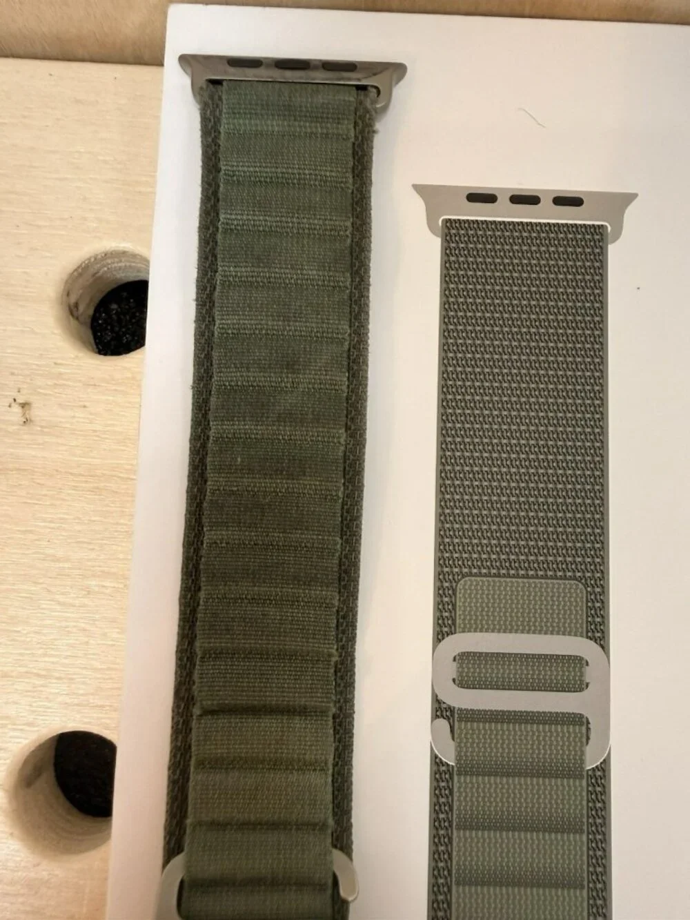 Apple Watch Ultra 49mm (1st Gen) Titanium Midnight Ocean Band Alpine Loop